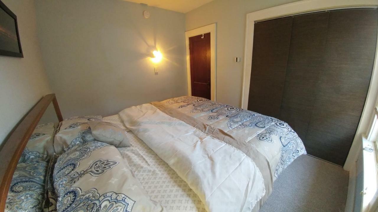 Spacious Frontier Park Apartment Érié Extérieur photo