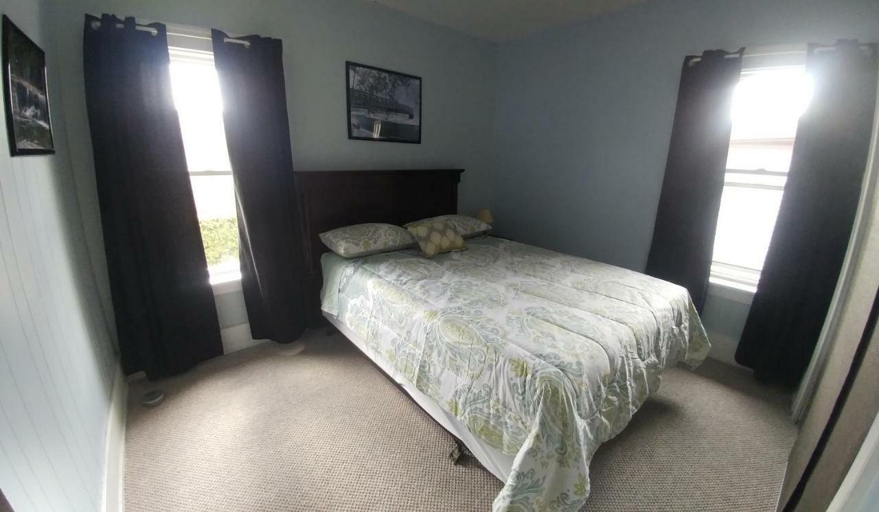 Spacious Frontier Park Apartment Érié Extérieur photo
